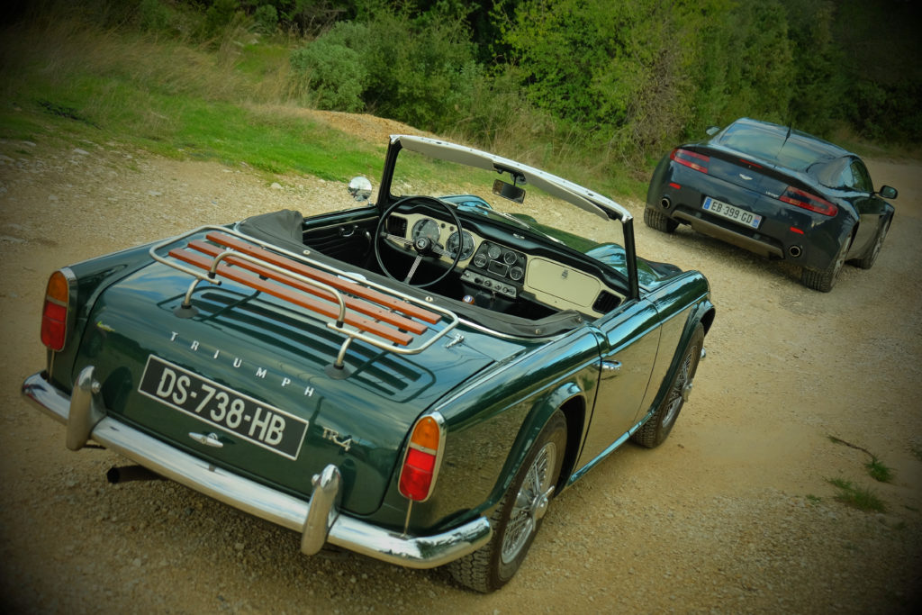 triumph-tr4-road-vintage-cars-1